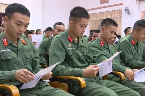 Trường Cao đẳng nghề số 21 tư vấn, định hướng nghề nghiệp cho bộ đội xuất ngũ