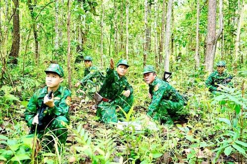 Giữ vững 'phên giậu' từ thế trận lòng dân