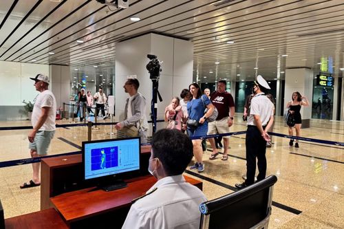 Tập huấn công tác phòng, chống và giám sát bệnh bại liệt cho hơn 30 cán bộ, nhân viên y tế