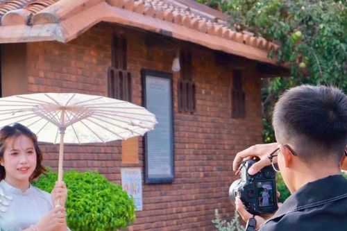 Nhộn nhịp chụp ảnh Tết ở vùng biển Lâm Đồng