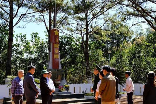 Lãnh đạo tỉnh Lâm Đồng khảo sát các điểm du lịch, di tích lịch sử tại Quảng Trực