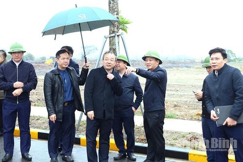 Kiểm tra tiến độ thực hiện một số dự án giao thông trên địa bàn tỉnh