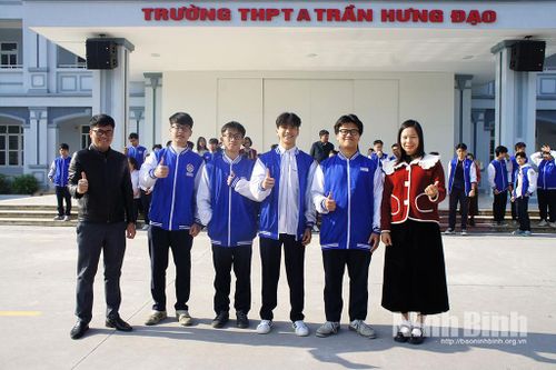 207 thí sinh đạt giải Nhất kỳ thi học sinh giỏi lớp 12 cấp tỉnh năm học 2025-2026