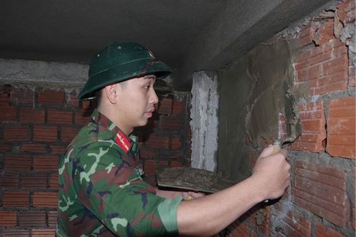 'Thợ xây áo lính' trong 'Chiến dịch Quang Trung'