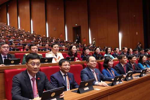 Xây dựng Quảng Ninh giàu đẹp, văn minh, hiện đại, hạnh phúc, tự tin là một trong những đầu tàu kinh tế quan trọng của quốc gia