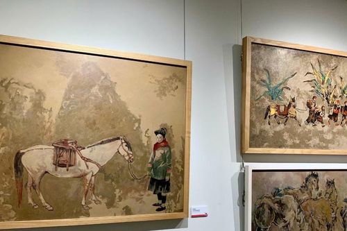 'Sắc xuân Bính Ngọ' làm phong phú không gian văn hóa Hồ Gươm