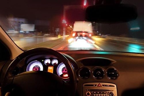 Khuyến nghị đảm bảo an toàn khi lái xe xuyên đêm