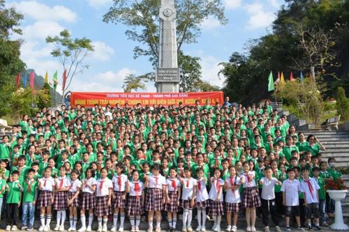 Thiếu nhi Cao Bằng tiếp bước hành trình theo chân Bác