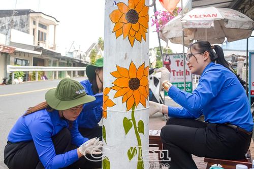 Sức trẻ dệt sắc xuân