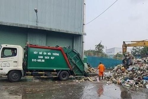 TPHCM: Tăng ca, tăng kíp, bảo đảm vệ sinh môi trường dịp Tết
