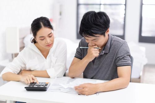 Tết vui vẻ, hết cãi nhau khi vợ chồng tôi 'chốt' bố mẹ ai người nấy biếu