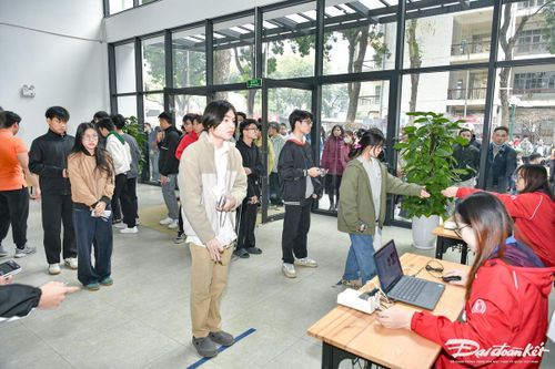 Thí sinh dồn sức chuẩn bị vào 'đường đua' các kỳ thi riêng 2026