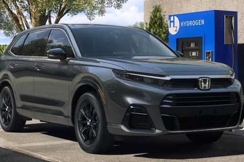 Xe Honda CR-V chạy bằng hydro chưa đến Việt Nam đã bị khai tử