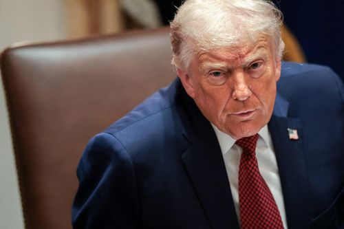 Ông Trump yêu cầu JPMorgan bồi thường 5 tỷ USD