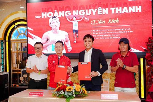 Nhà vô địch SEA Games Hoàng Nguyên Thanh nhận được 'tiếp sức' đặc biệt