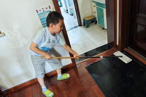 Nghiên cứu suốt 20 năm: Đứa trẻ biết làm việc nhà từ sớm thường có tương lai tài chính vững vàng nhất!