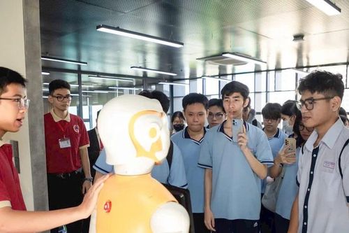 Chọn ngành trong kỷ nguyên số: Hiểu mình để đi đường dài