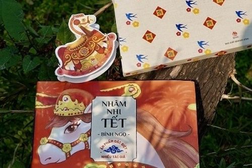 Ra mắt ấn phẩm đặc biệt 'Nhâm nhi Tết Bính Ngọ'