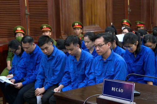Nữ giám đốc làm giả 190.000 phiếu thử nghiệm bị đề nghị 26 năm tù