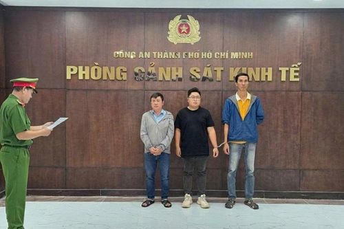 Bắt tạm giam Đội trưởng Trung tâm hỏa táng Bình Hưng Hòa và hai nhân viên