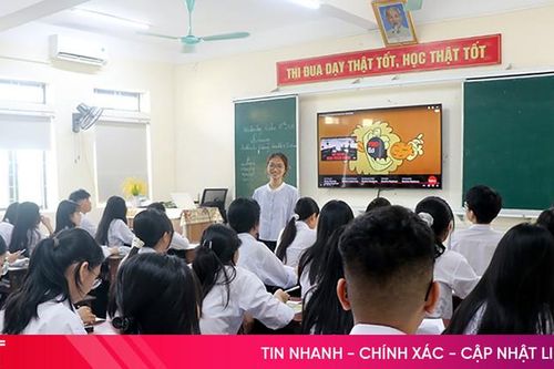 Đặc cách công nhận 20 học sinh giỏi tỉnh môn tiếng Anh lớp 11