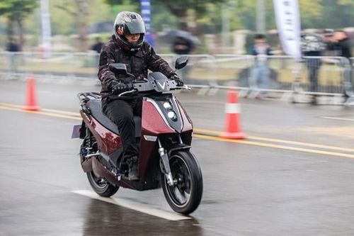 Các hãng xe máy điện 'ăn nên làm ra' tại Việt Nam, có hãng tăng trưởng tới 532%
