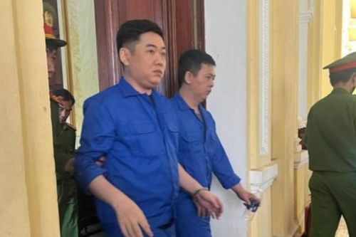 Giám đốc vận chuyển trái phép gần 13.000 tỷ đồng qua biên giới bị phạt 13 năm tù