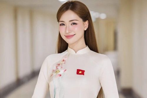Khám phá 'loại bánh của hạnh phúc' ở quê Hòa Minzy