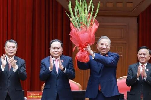 Ban Chấp hành Trung ương Đảng khóa XIV thống nhất tuyệt đối bầu đồng chí Tô Lâm tiếp tục giữ chức Tổng Bí thư