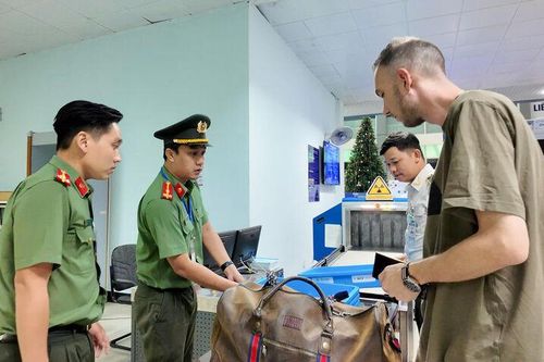 Góp phần bảo đảm an toàn cho những chuyến bay