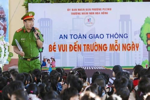 Gần 680 trẻ Trường Mầm non Hoa Hồng được tuyên truyền an toàn giao thông