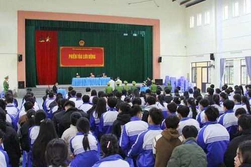 Tòa án nhân dân khu vực 9 tổ chức phiên tòa xét xử lưu động vụ án mua bán trái phép chất ma túy