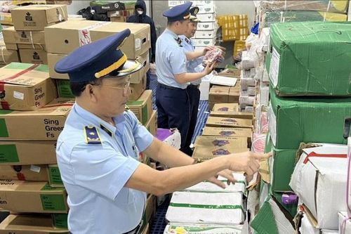 Ngăn chặn buôn lậu, gian lận thương mại dịp tết