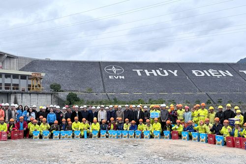 Phát động thi đua 115 ngày đêm khắc phục sự cố hạ lưu Thủy điện Tuyên Quang