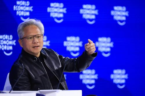 CEO Nvidia chỉ ra ngành nghề hưởng lợi từ AI