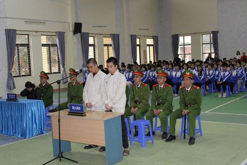 'Giờ học pháp luật' đặc biệt từ phiên tòa ma túy tại trường vùng cao Lào Cai