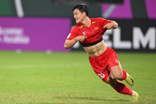 Cuộc gọi dễ thương của Thanh Nhàn với vợ sau trận thắng U23 Hàn Quốc
