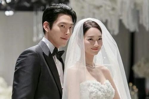 Số tiền một ca sĩ mừng cưới Kim Woo Bin, Shin Min Ah