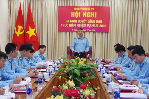Sư đoàn Phòng không 375 đột phá công tác cán bộ