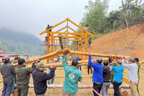 Nghệ An: Xã biên giới 'hồi sinh' sau lũ dữ