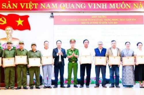 Giữ vững an ninh trật tự trên địa bàn phường Hòa Xuân