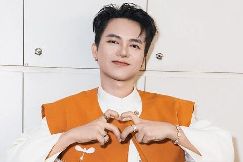 Bùi Công Nam: 'Điều quan trọng là luôn giữ cho mình cảm xúc thật'