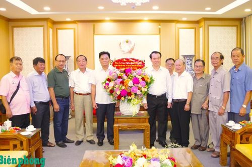 Gặp mặt, chúc Tết cán bộ cấp cao Bộ đội Biên phòng nghỉ hưu, nghỉ công tác khu vực phía Nam