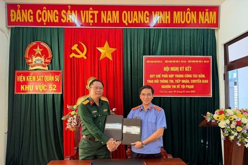 VKSND khu vực 8 – Gia Lai ký kết Quy chế phối hợp với VKSQS khu vực 52