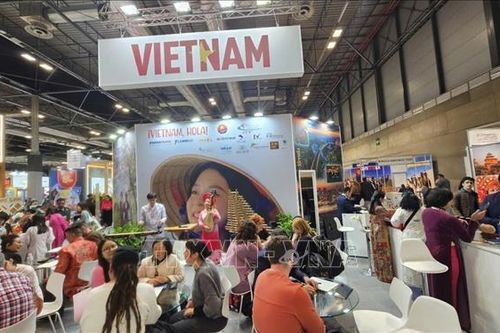 Gian hàng Việt Nam tạo dấu ấn tại FITUR 2026