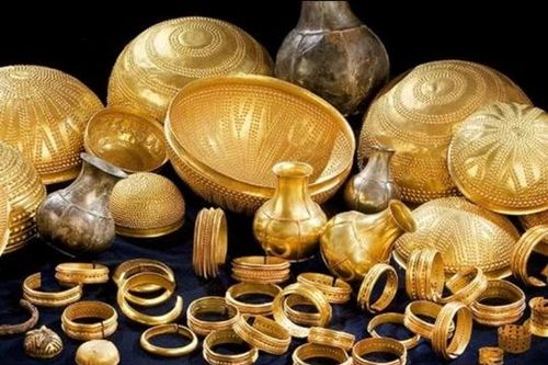 Kim loại từ ngoài Trái Đất được phát hiện trong kho báu cổ đại