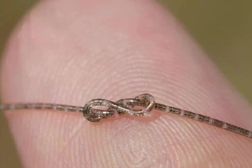 Trung Quốc tạo chip 'mỏng như sợi tóc', giặt được như quần áo và mạnh ngang CPU máy tính