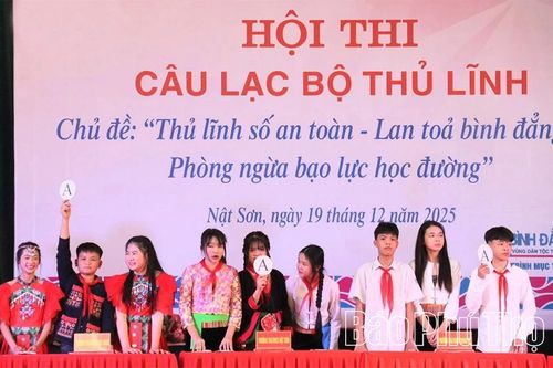 Bảo vệ trẻ vị thành niên trên không gian mạng