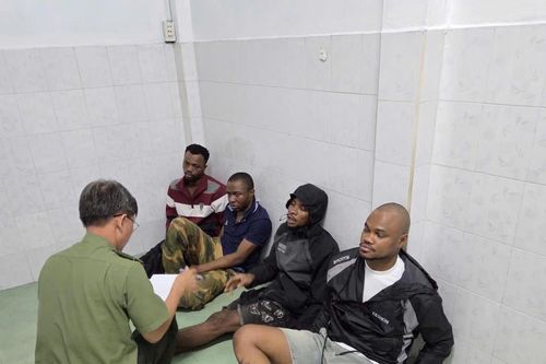TP Hồ Chí Minh: Trục xuất nhiều người nước ngoài lưu trú trái phép, bắt một đối tượng bị truy nã quốc tế