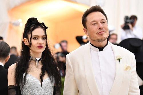 Nữ ca sĩ nói về 3 con với Elon Musk
